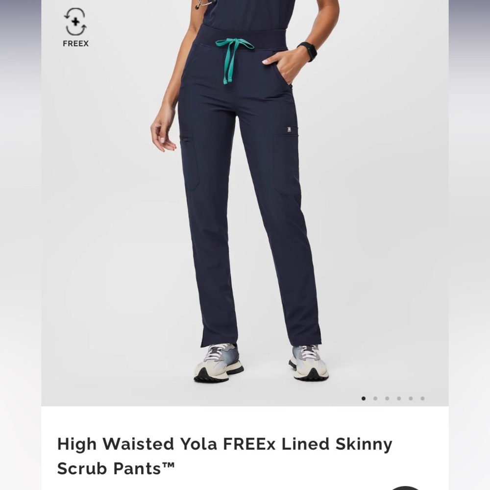 Brand new with tags size small petite navy figs